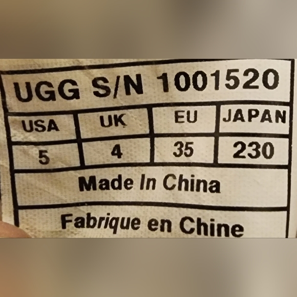 UGG BOOTS UGGIES new - Picture 9 of 10